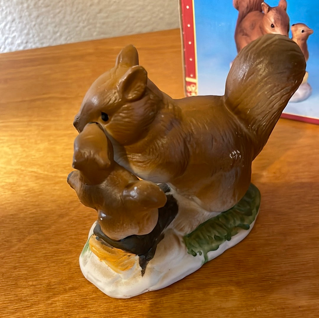 Wild Animal Squirrel & Baby