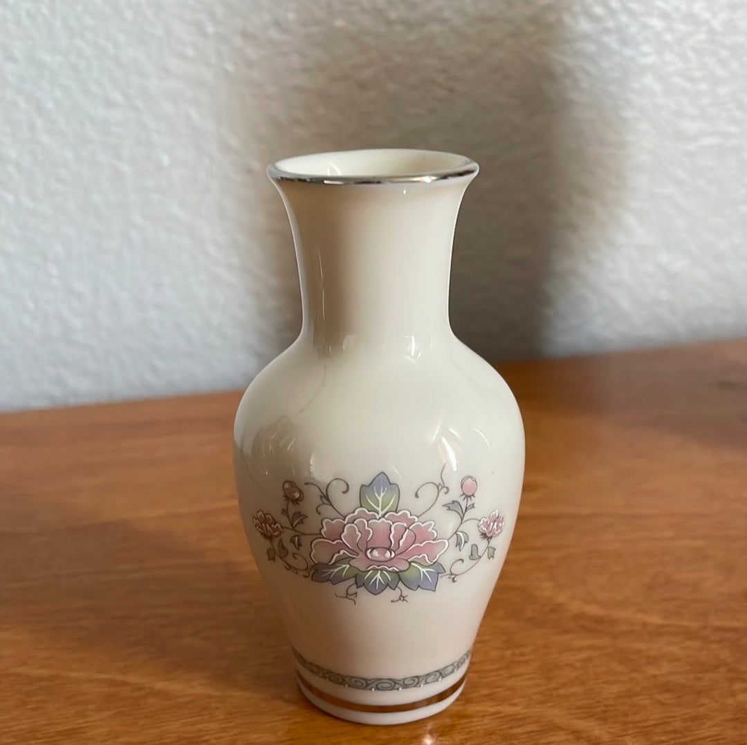 Lenox Charleston Mini Bud Vase