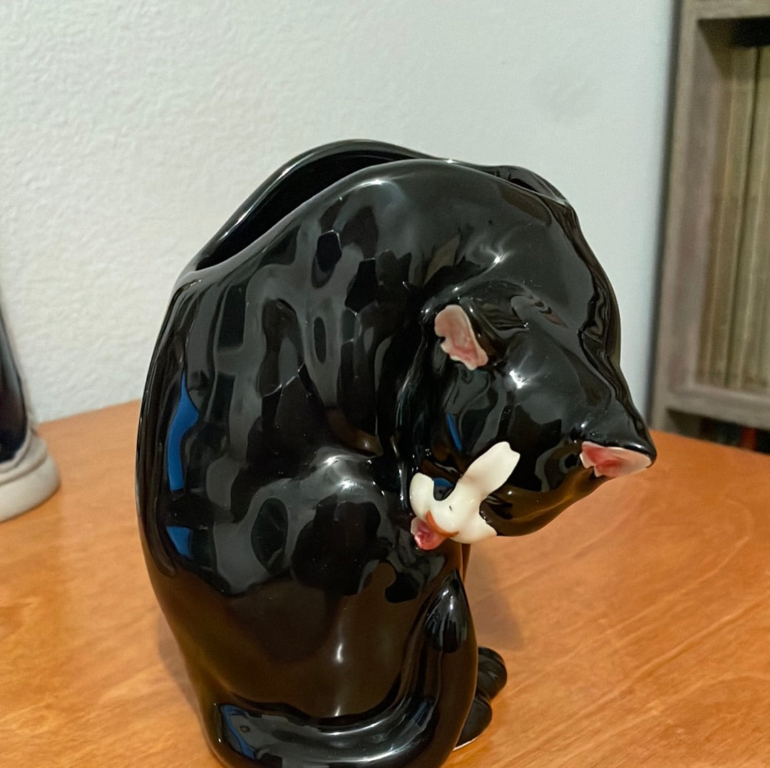 Takahashi Black Cat Vase