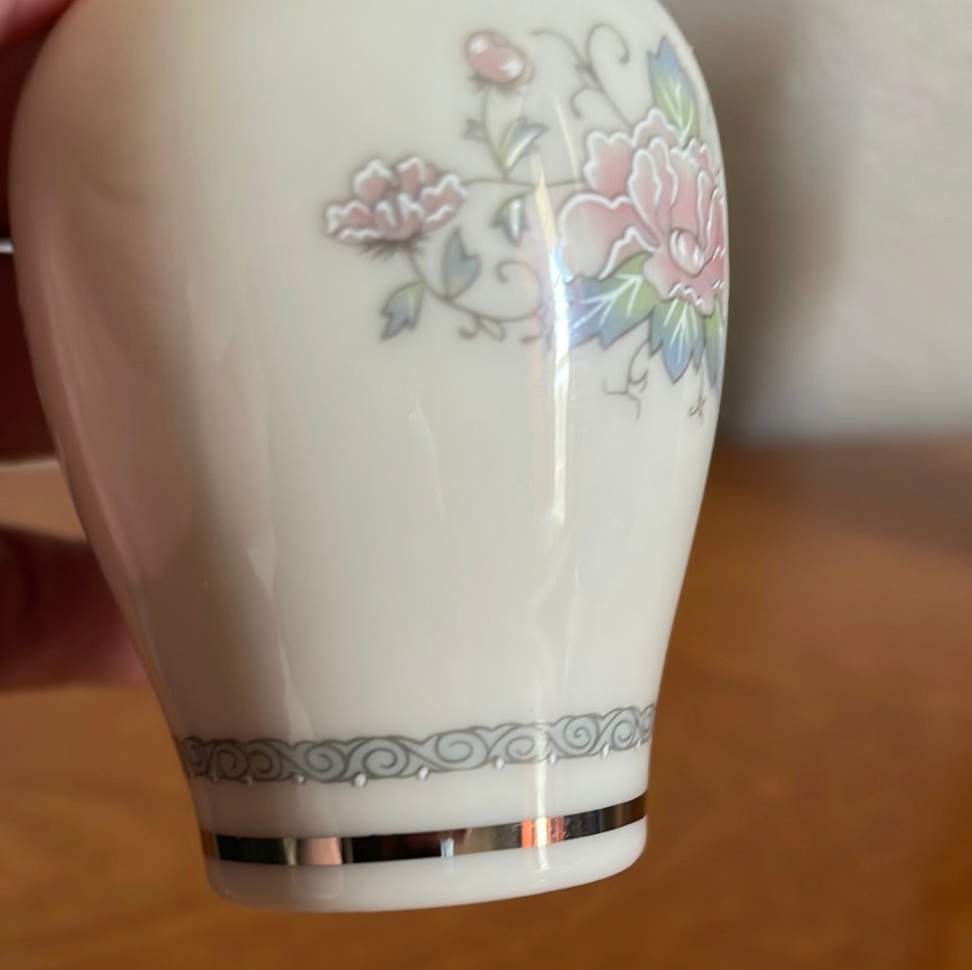 Lenox Charleston Mini Bud Vase