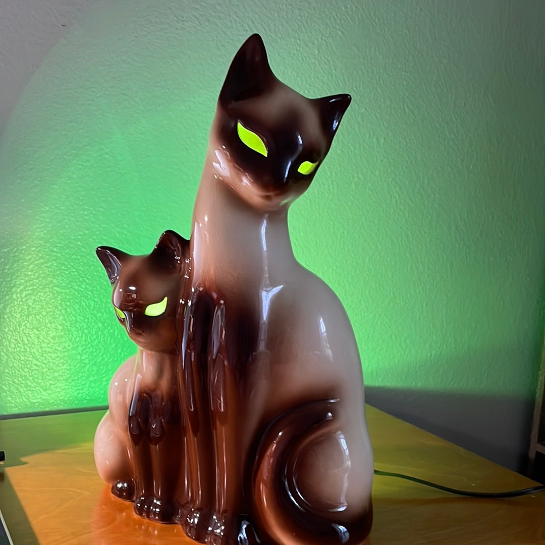 Vintage Mid-Century Siamese Cat Lamp By Howard Kron