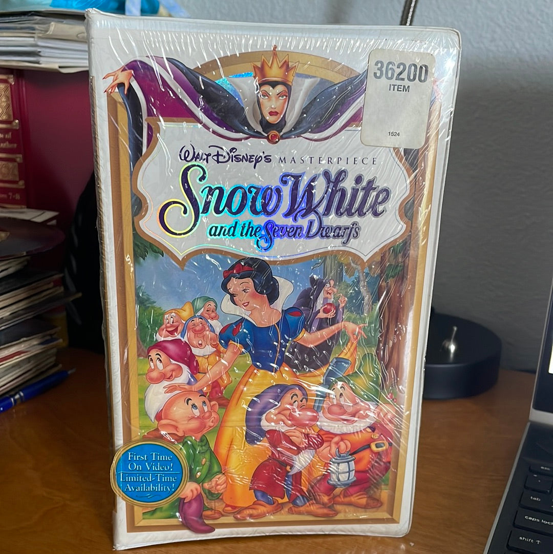 Snow White and the Seven Dwarfs VHS# 1524