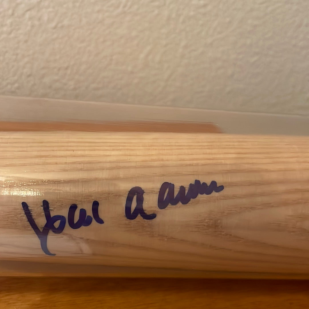 HANK AARON PERSONAL MODEL GAME STYLE BAT SIGNED AND ENGRAVED