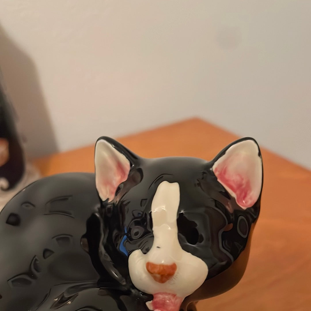 Takahashi Black Cat Vase