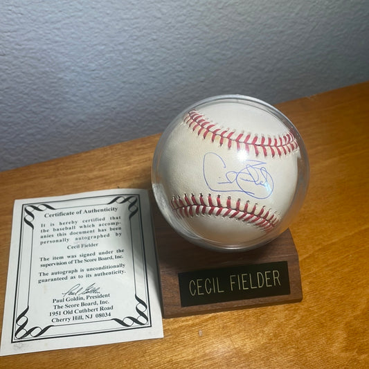 Cecil Fielder Autograph Baseball Ball