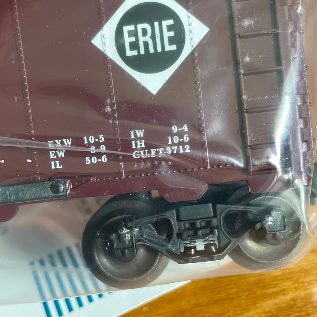 Lionel Erie Box Car Model No. 6464-296