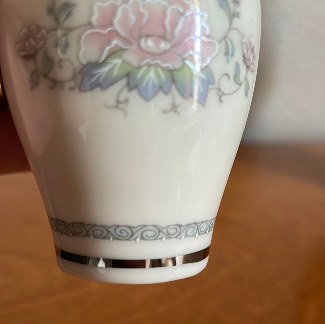 Lenox Charleston Mini Bud Vase